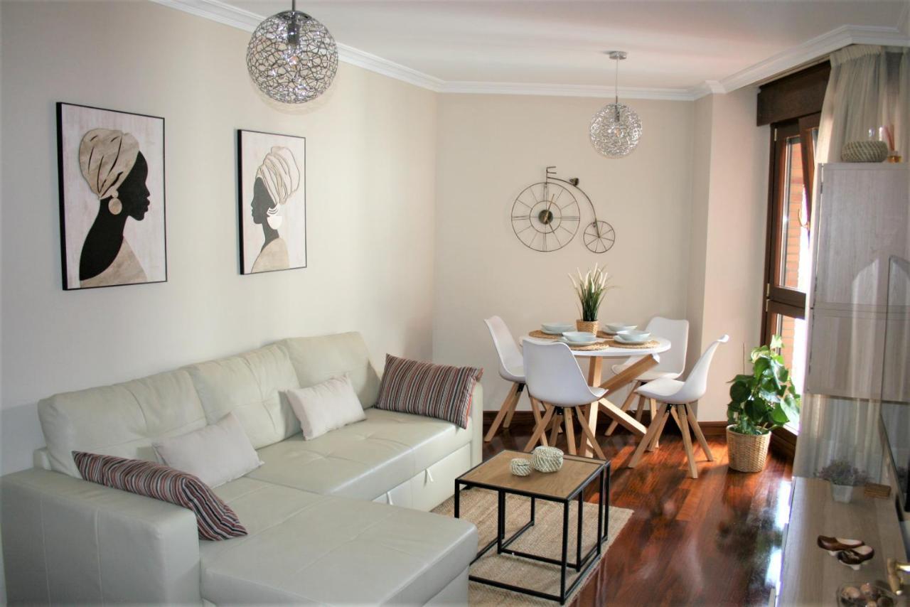 El Fuste Apartment Oviedo Luaran gambar