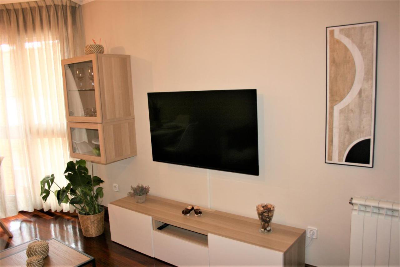 El Fuste Apartment Oviedo Luaran gambar
