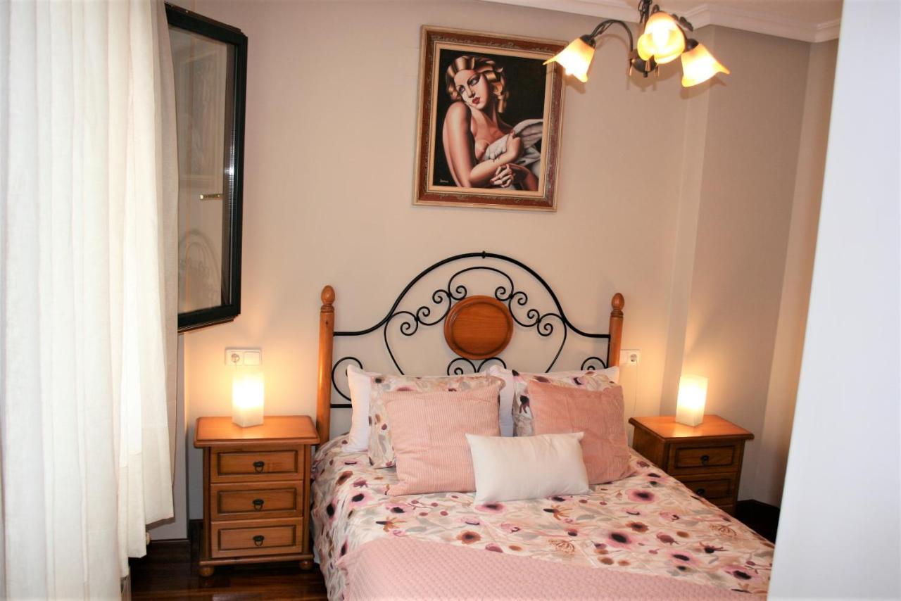 El Fuste Apartment Oviedo Luaran gambar