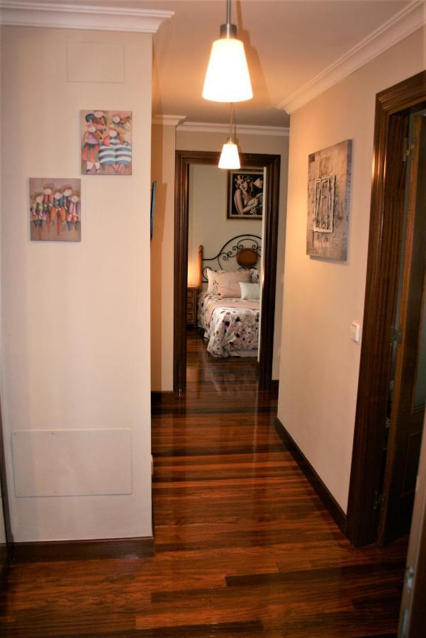 El Fuste Apartment Oviedo Luaran gambar